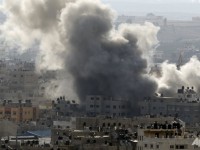 Israel resumes air strikes; 6 killed; Hamas for 24 hour ceasefire