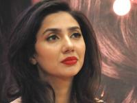 Mahira Khan rubbishes reports linking her with Ranbir Kapoor